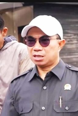 Wakil Ketua III DPRD Kalteng Tinjau Lokasi Kebakaran di Mendawai, 78 Warga Terdampak